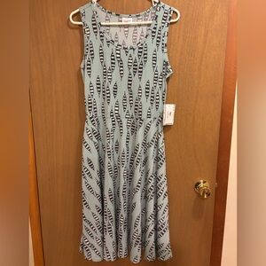 NWT LuLaRoe Nicki Sleeveless A-Line Dress Feathers Pockets Medium